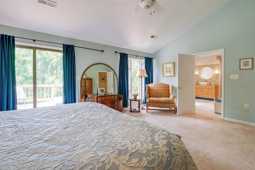 Photo of Bedroom in Cave Spring