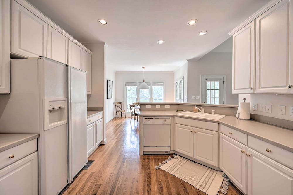 Photo of Kitchen in New London