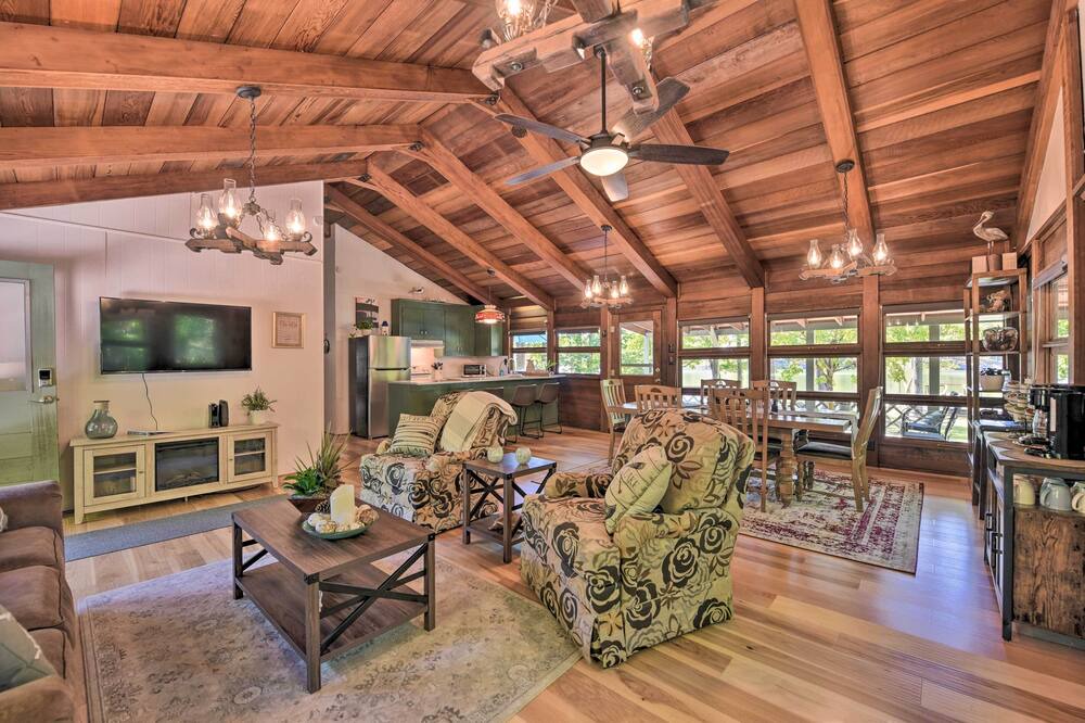 Photo of Livingroom in Bowling Green