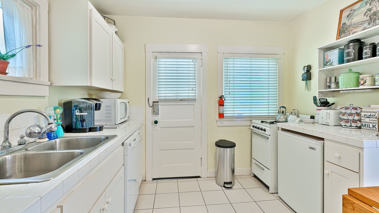 Photo of Kitchen in Village of La Jolla