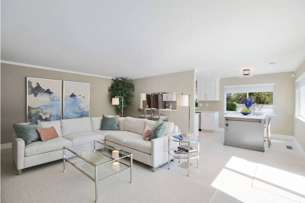 Photo of Livingroom in Freestone