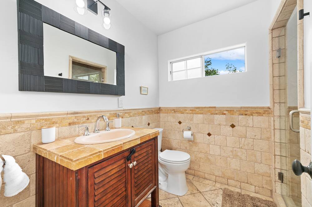 Photo of Bathroom in Beverly Grove