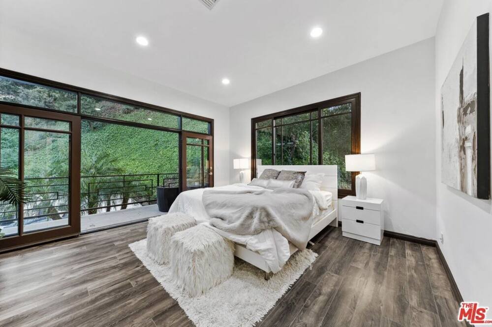 Photo of Bedroom in Beverly Glen