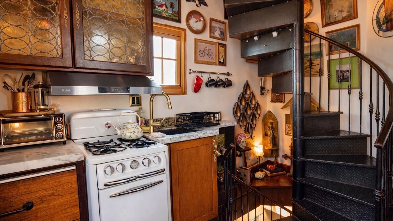 Photo of Kitchen in East Hollywood