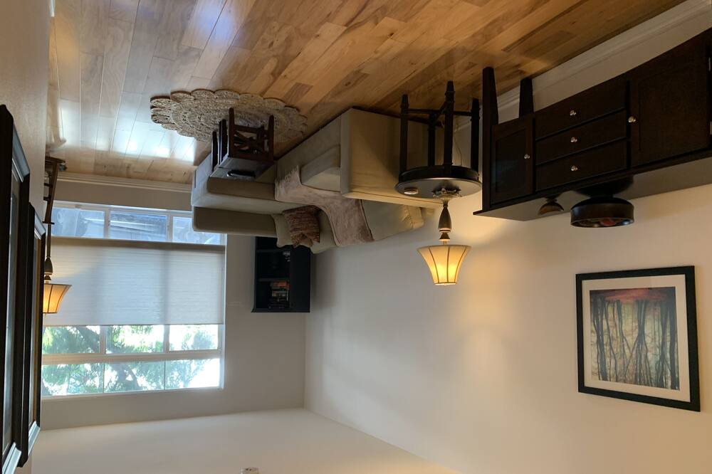 Photo of Livingroom in Bankers Hill
