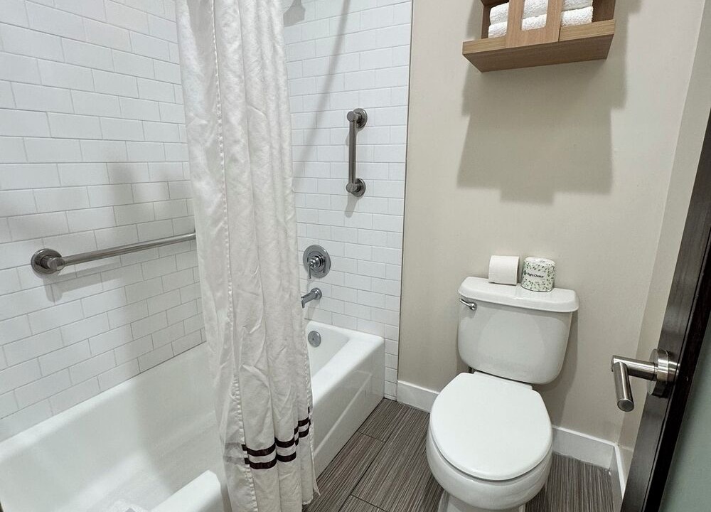 Photo of Bathroom in Granada Hills North