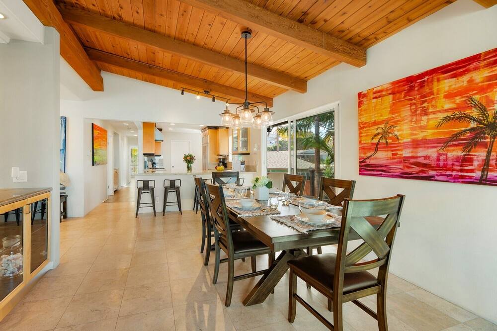 Photo of Bedroom in La Jolla Shores