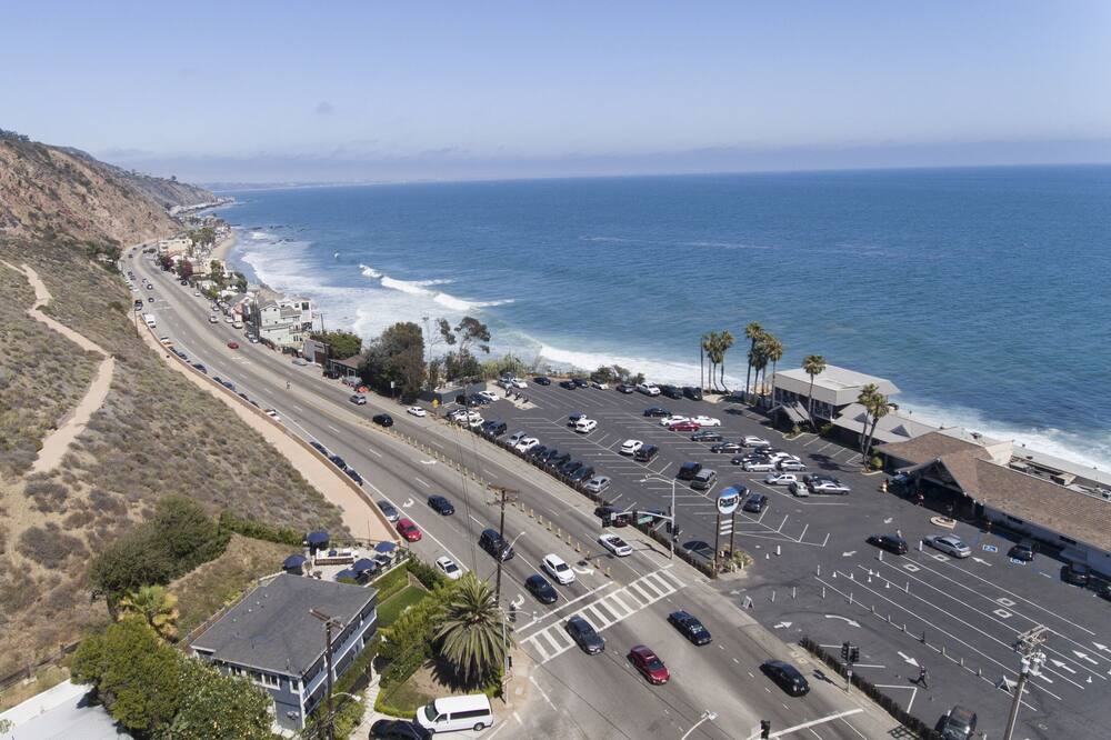 Photo of Others in Eastern Malibu