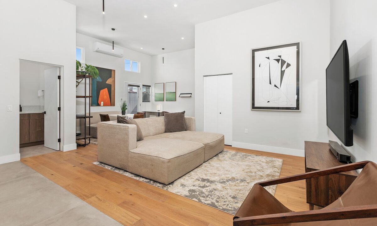 Photo of Livingroom in City Heights
