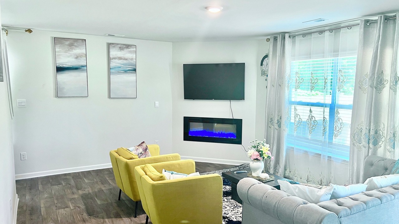 Photo of Livingroom in Paw Creek