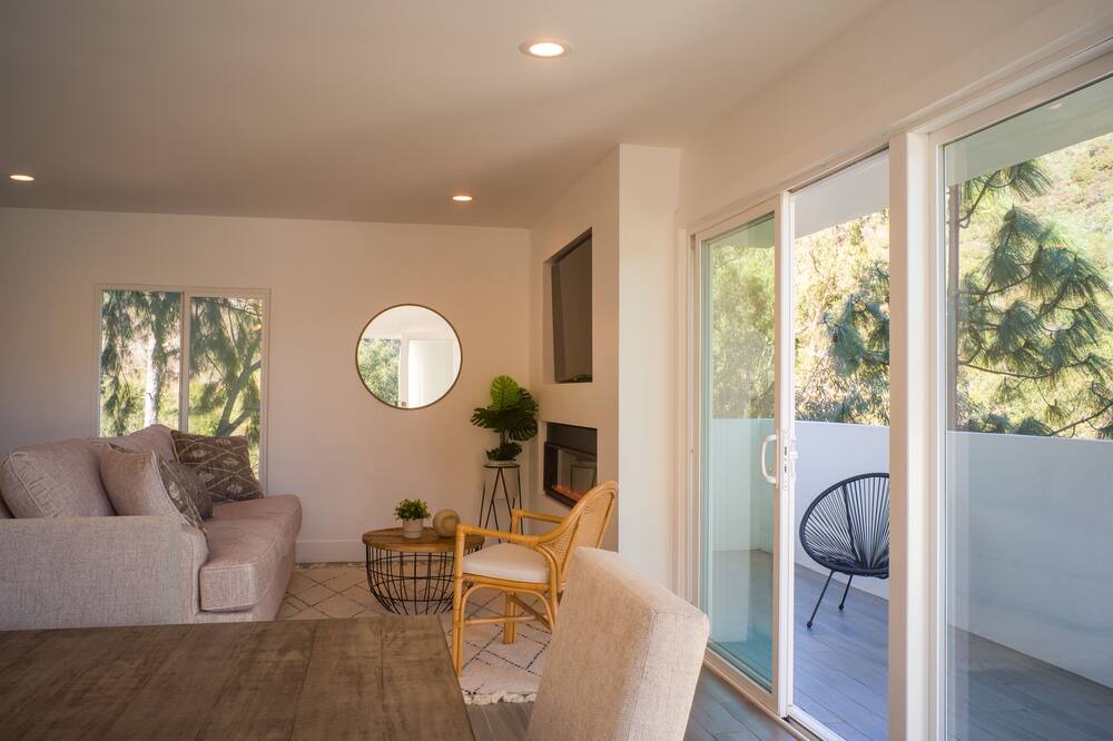 Photo of Livingroom in The Flats