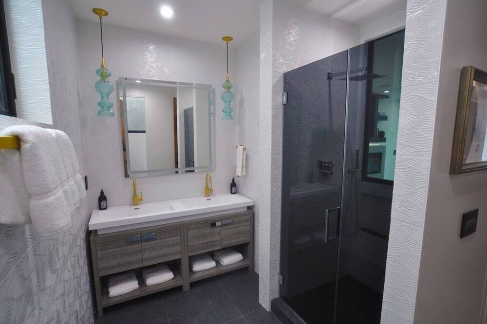 Photo of Bathroom in Venice