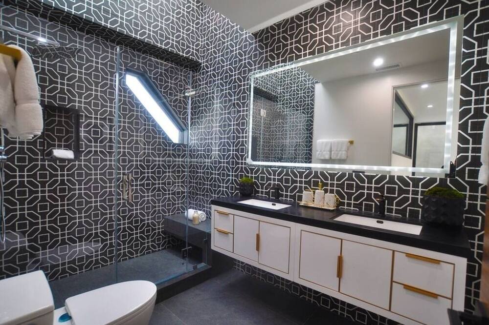 Photo of Bathroom in Venice