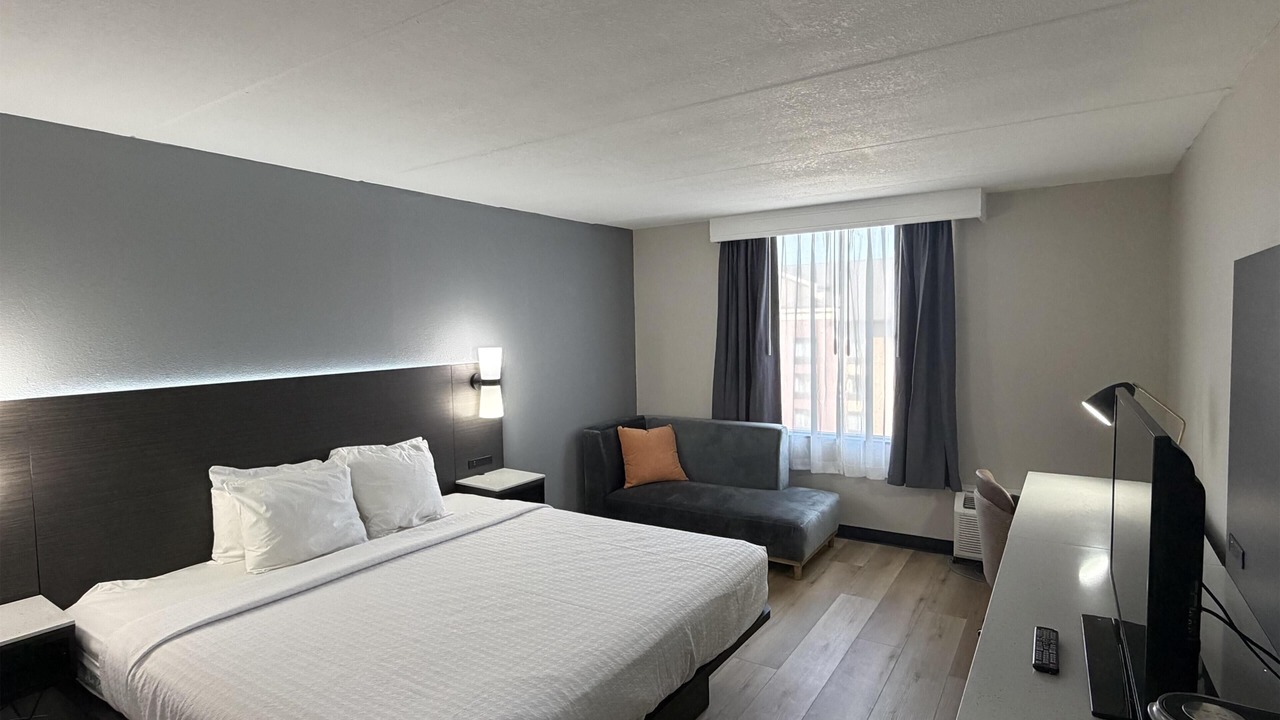 Photo of Bedroom in East Forest