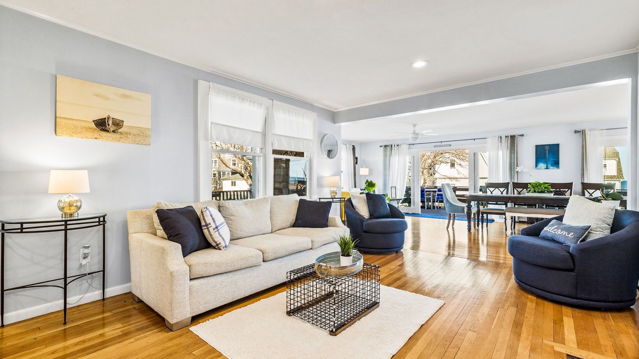 Photo of Livingroom in Greenbush