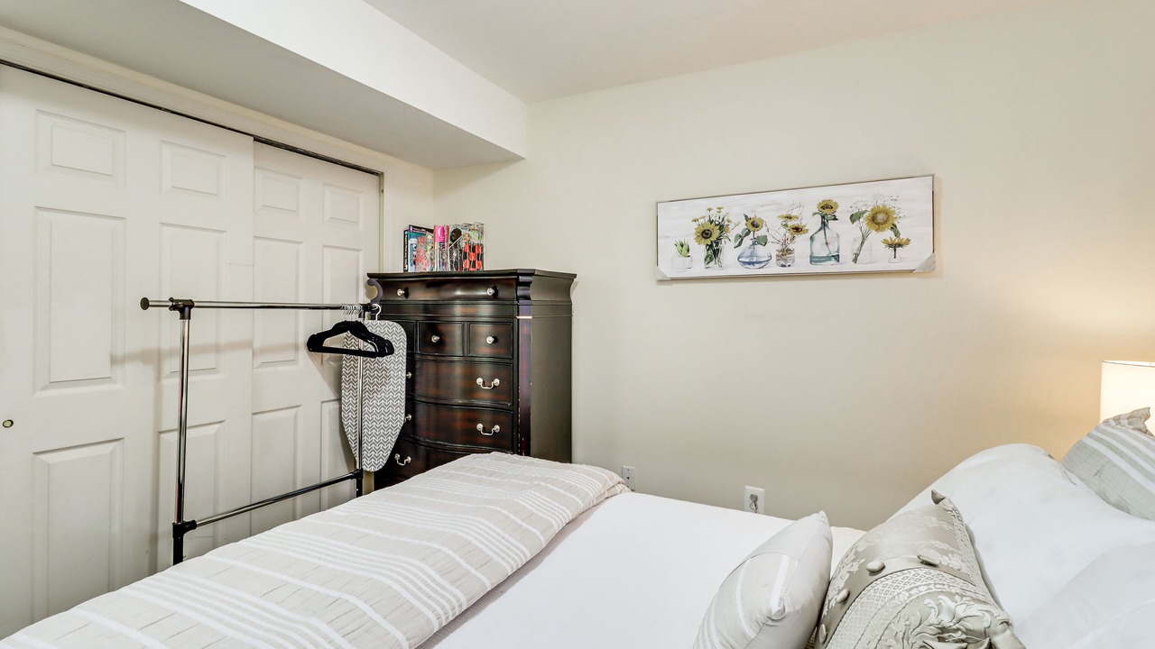 Photo of Bedroom in Centreville