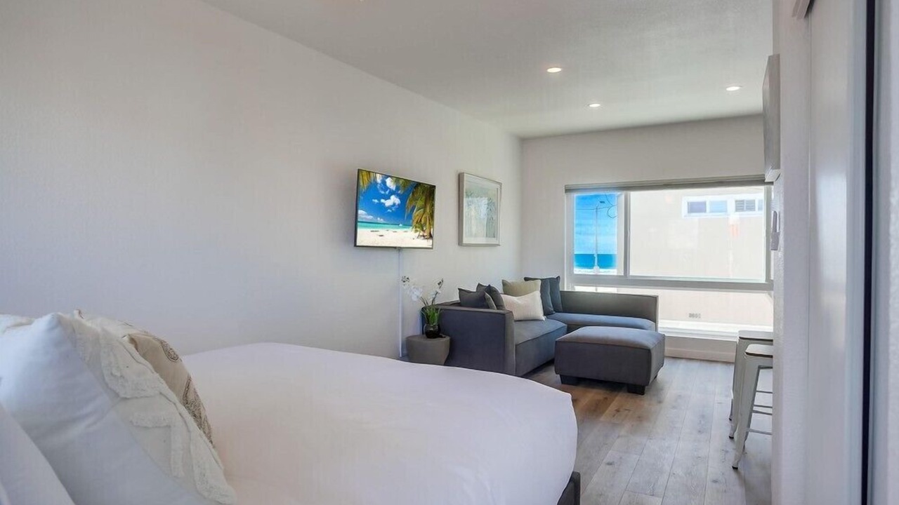 Photo of Bedroom in Mission Beach