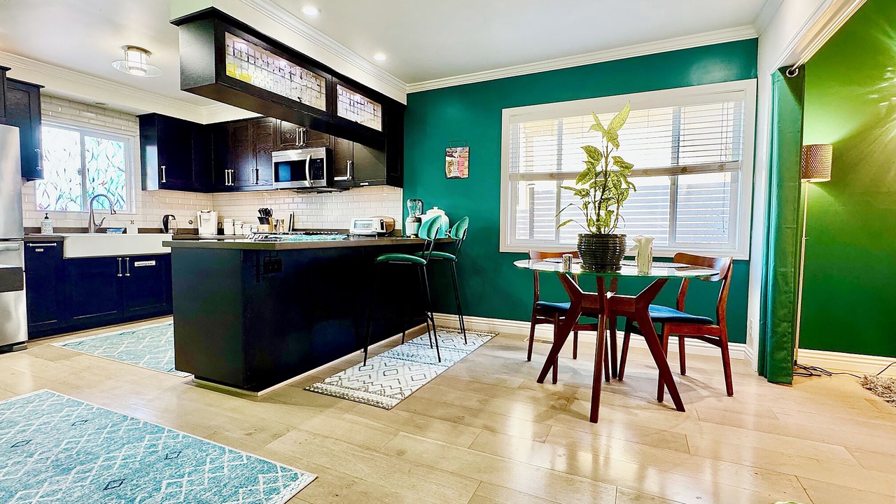 Photo of Kitchen in Woodland Hills