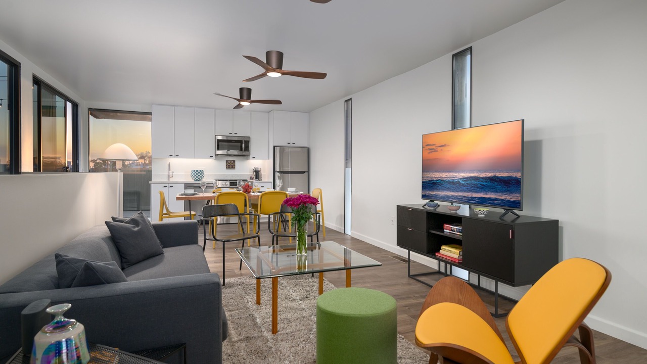 Photo of Livingroom in Golden Hill
