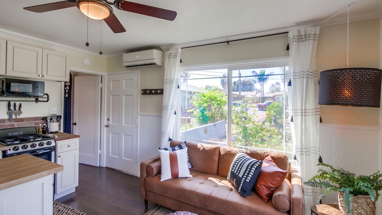 Photo of Livingroom in La Mesa
