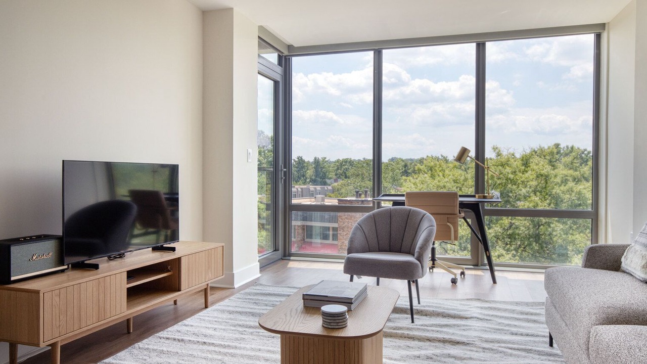 Photo of Livingroom in Pentagon City
