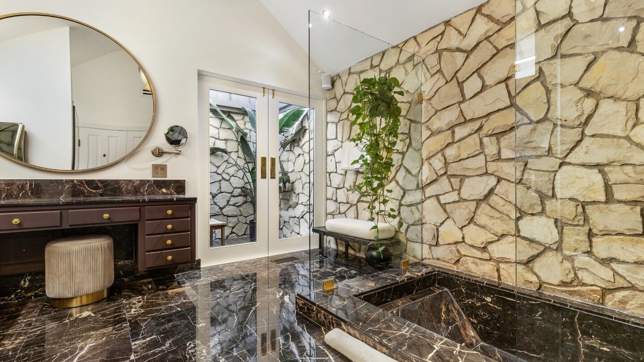 Photo of Bathroom in Beverly Hills