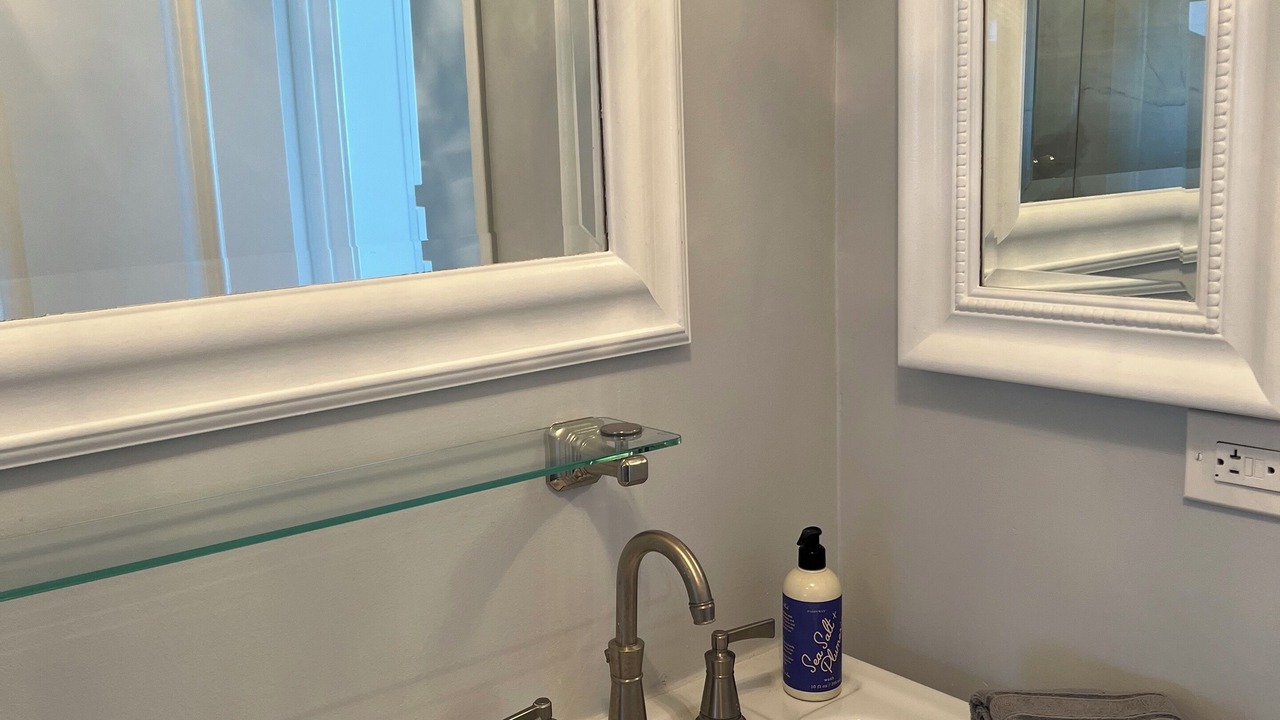 Photo of Bathroom in Crown Point