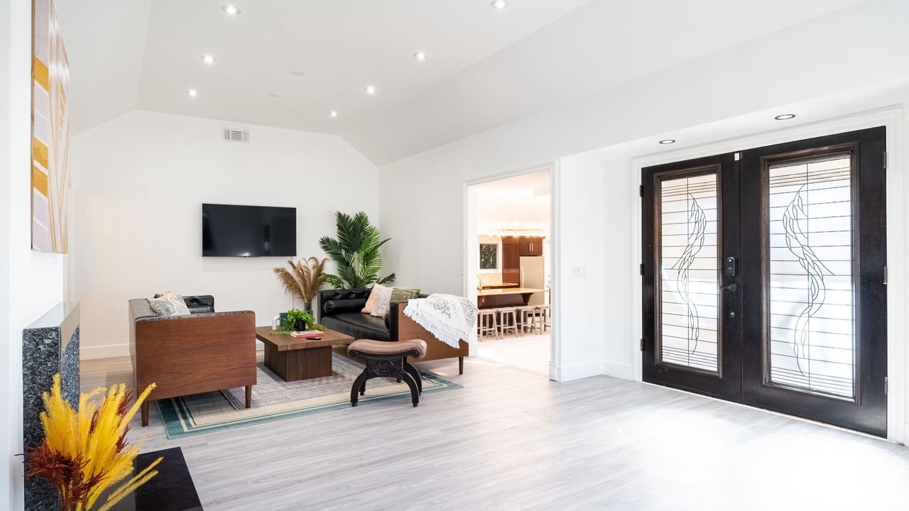 Photo of Livingroom in Los Angeles