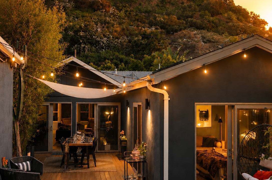 Photo of Outdoor in Laurel Canyon