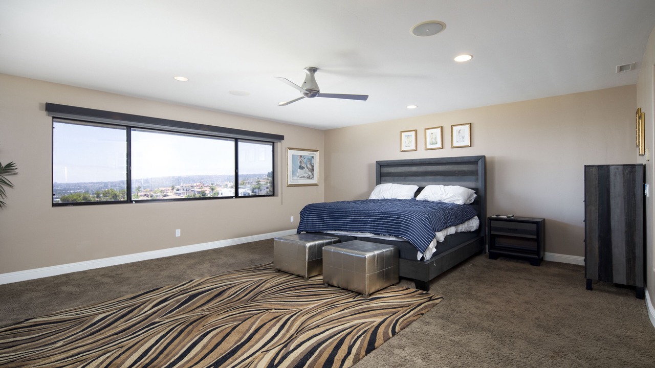 Photo of Bedroom in Bay Park