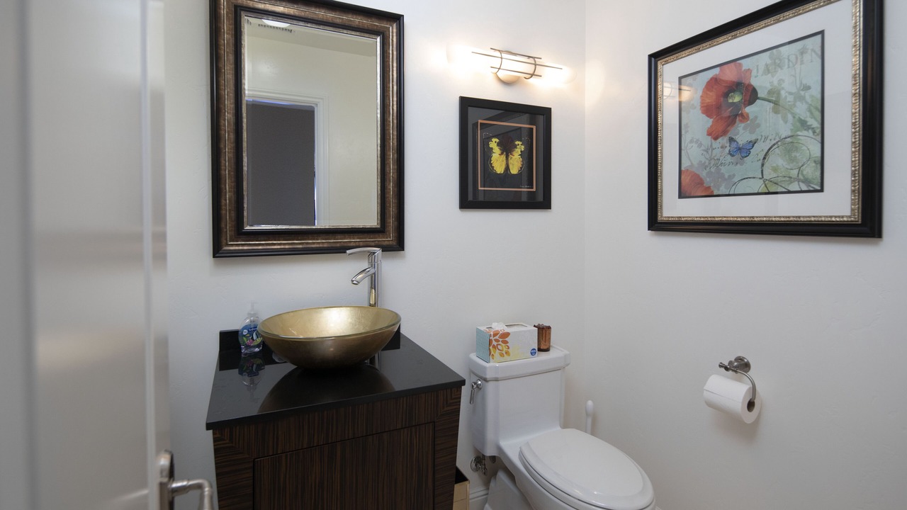 Photo of Bathroom in Bay Park