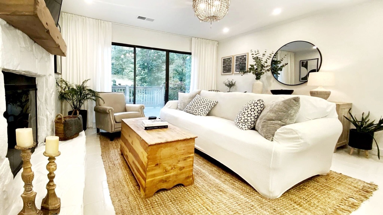 Photo of Livingroom in Charlotte