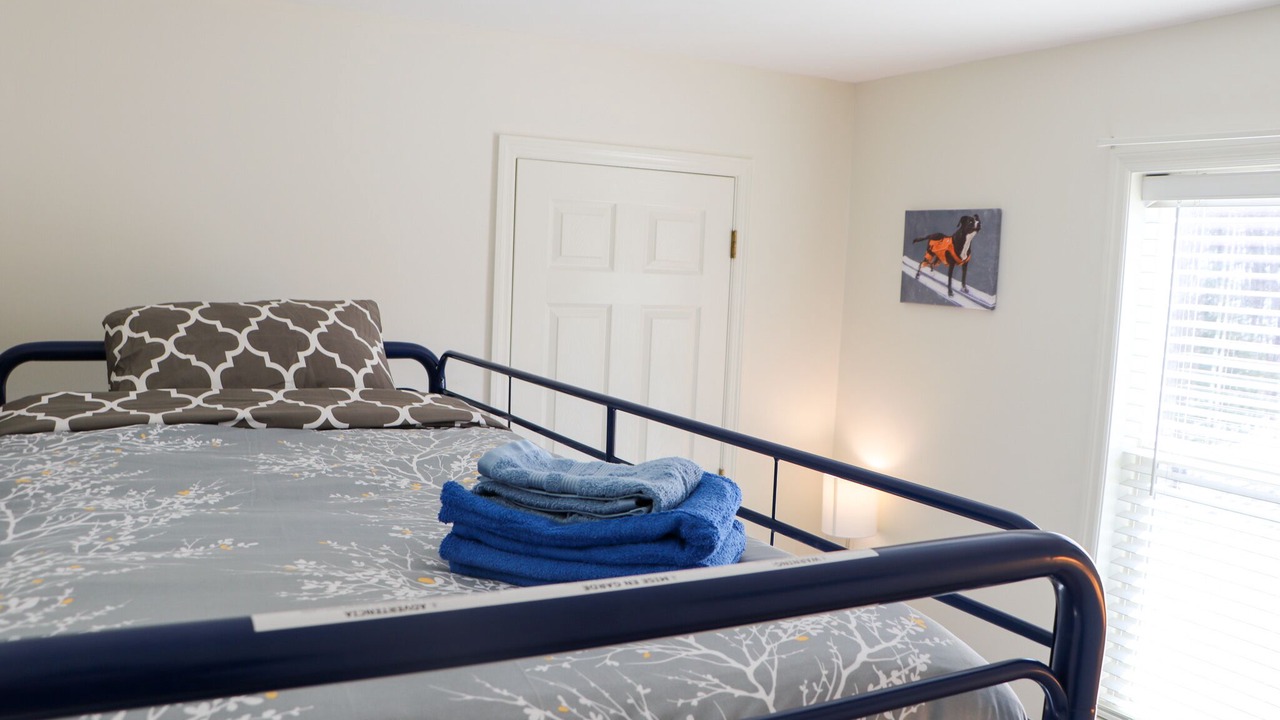 Photo of Bedroom in Oak Hill