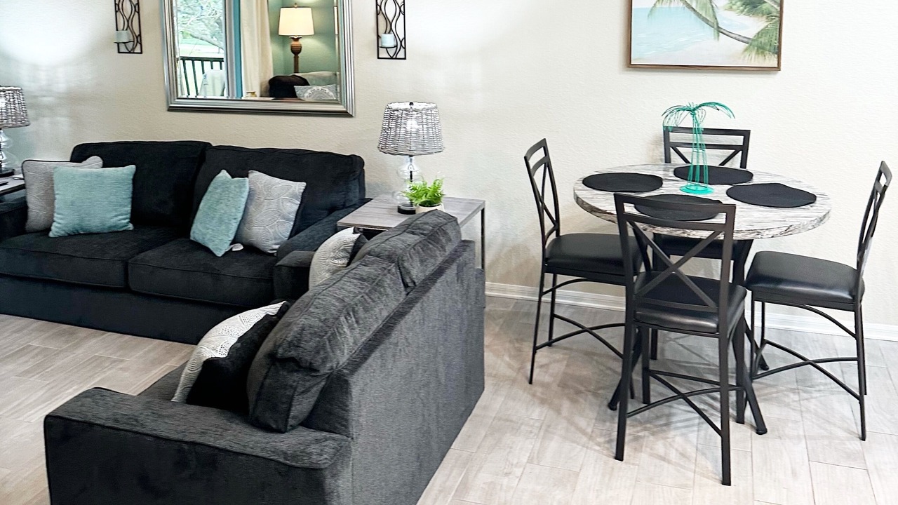 Photo of Livingroom in Bahama Bay