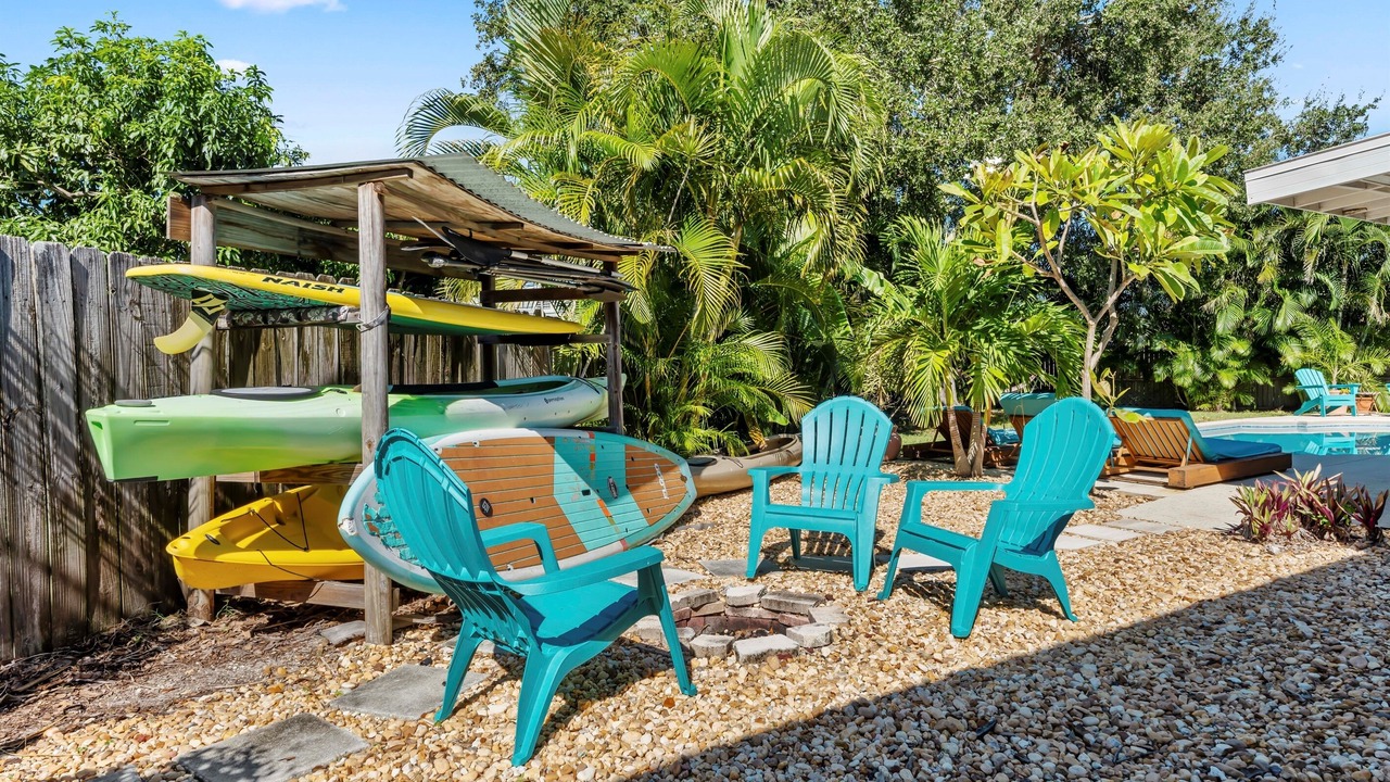 Photo of Others in Cocoa Isles
