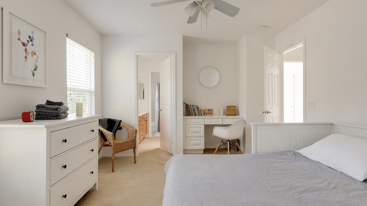 Photo of Bedroom in Canyon Country