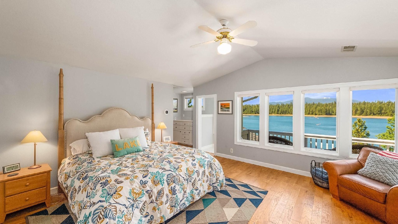 Photo of Bedroom in Lake Almanor West