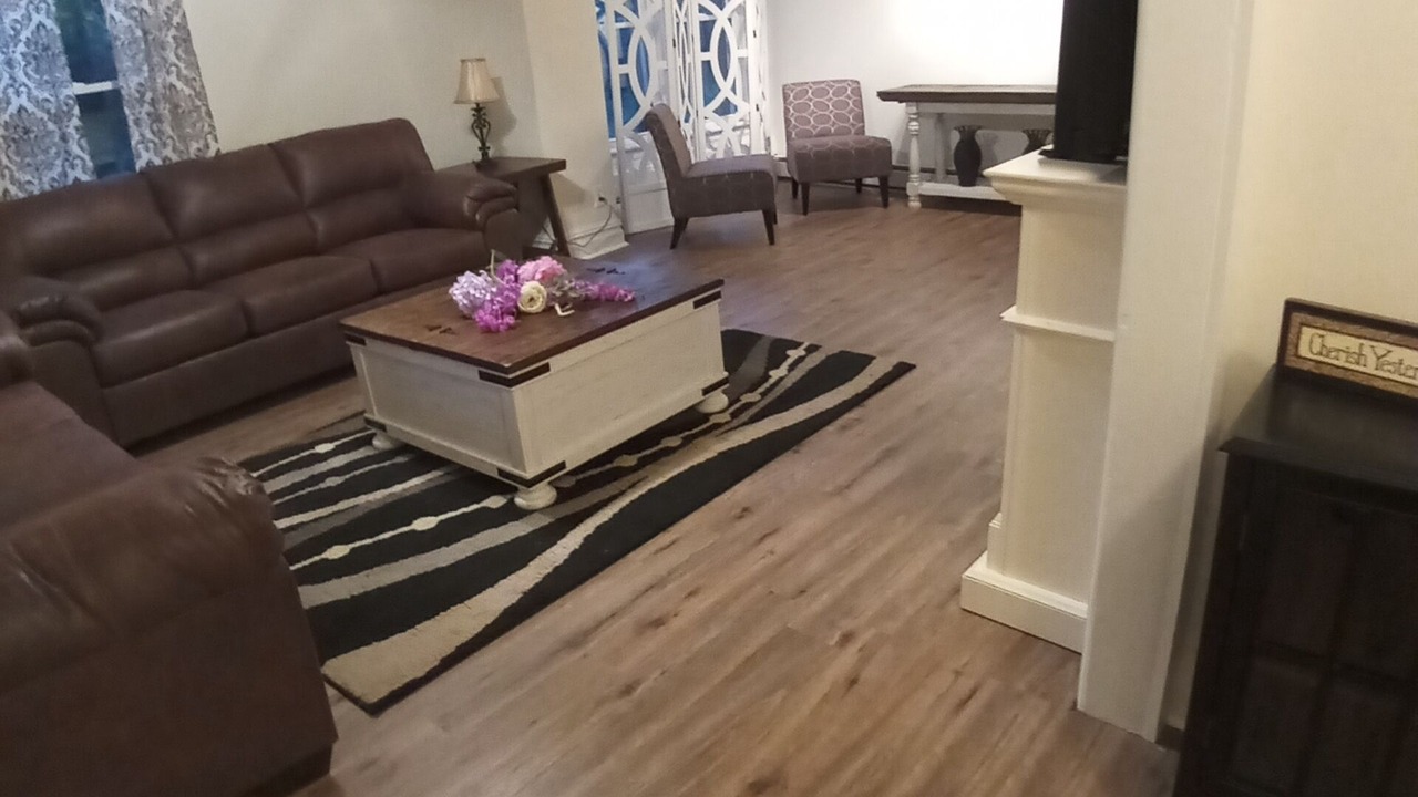 Photo of Livingroom in Purling