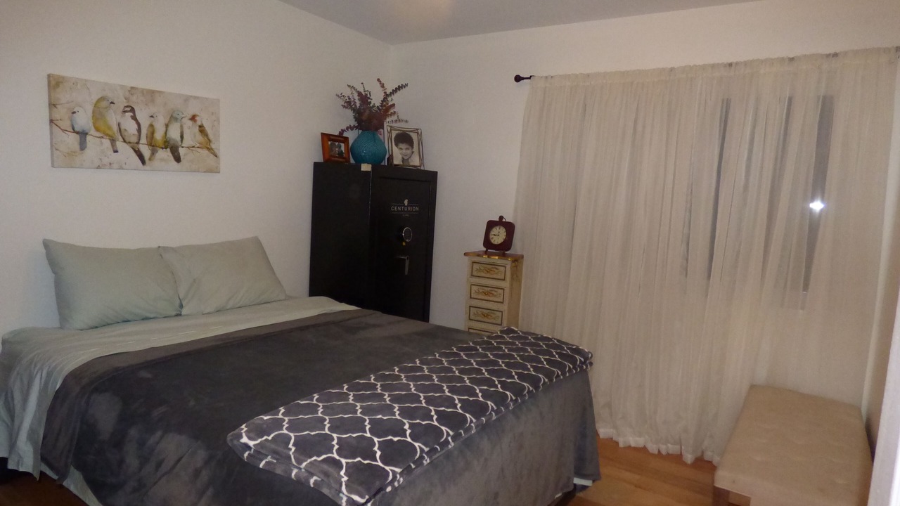 Photo of Bedroom in Agoura Hills