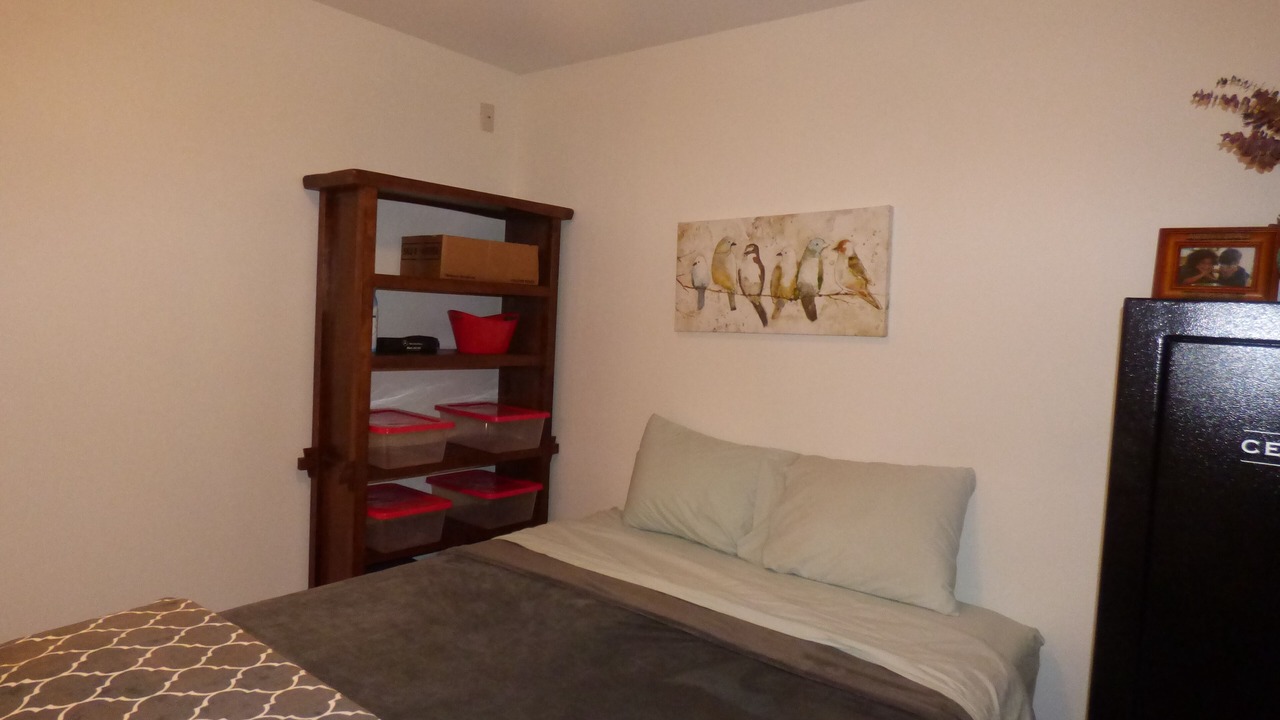 Photo of Bedroom in Agoura Hills