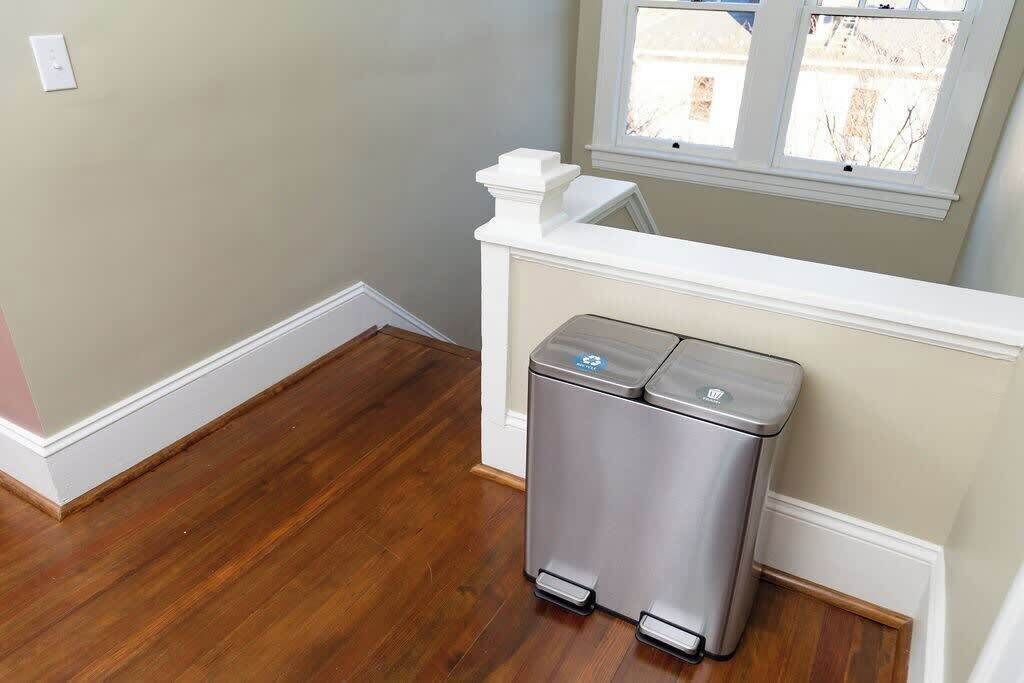 Photo of Others in Roanoke