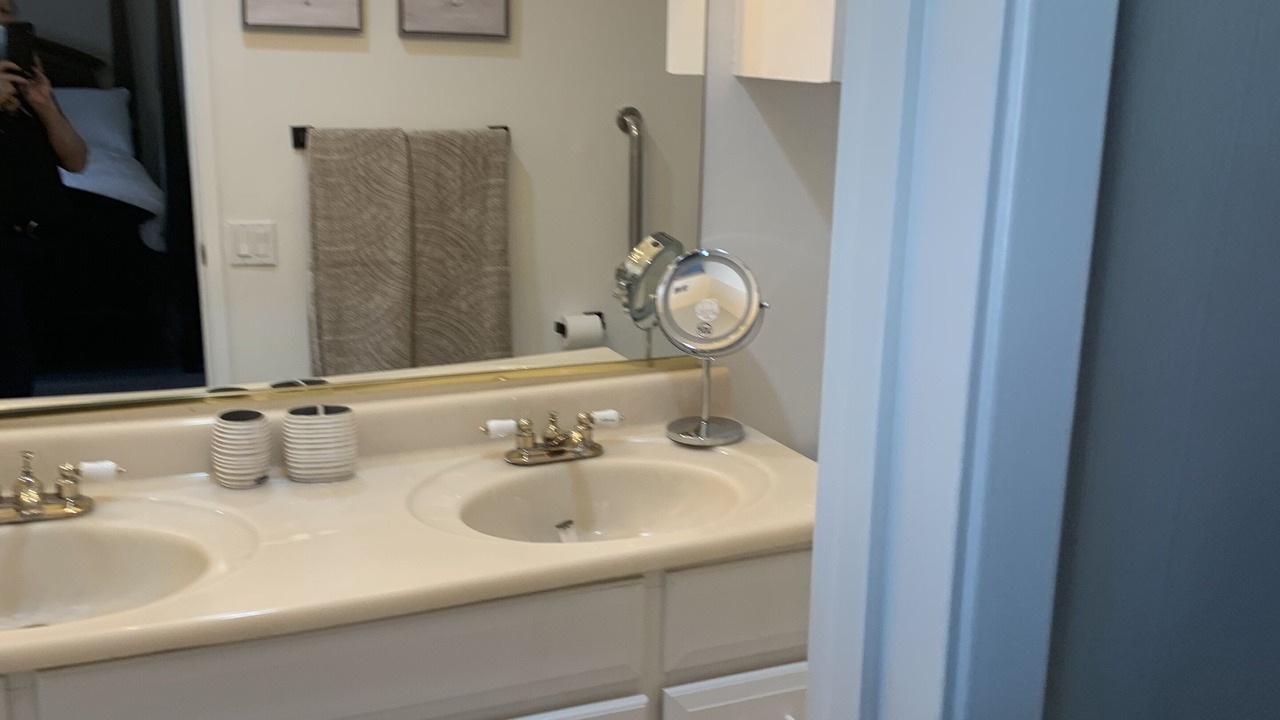 Photo of Bathroom in Oak Park