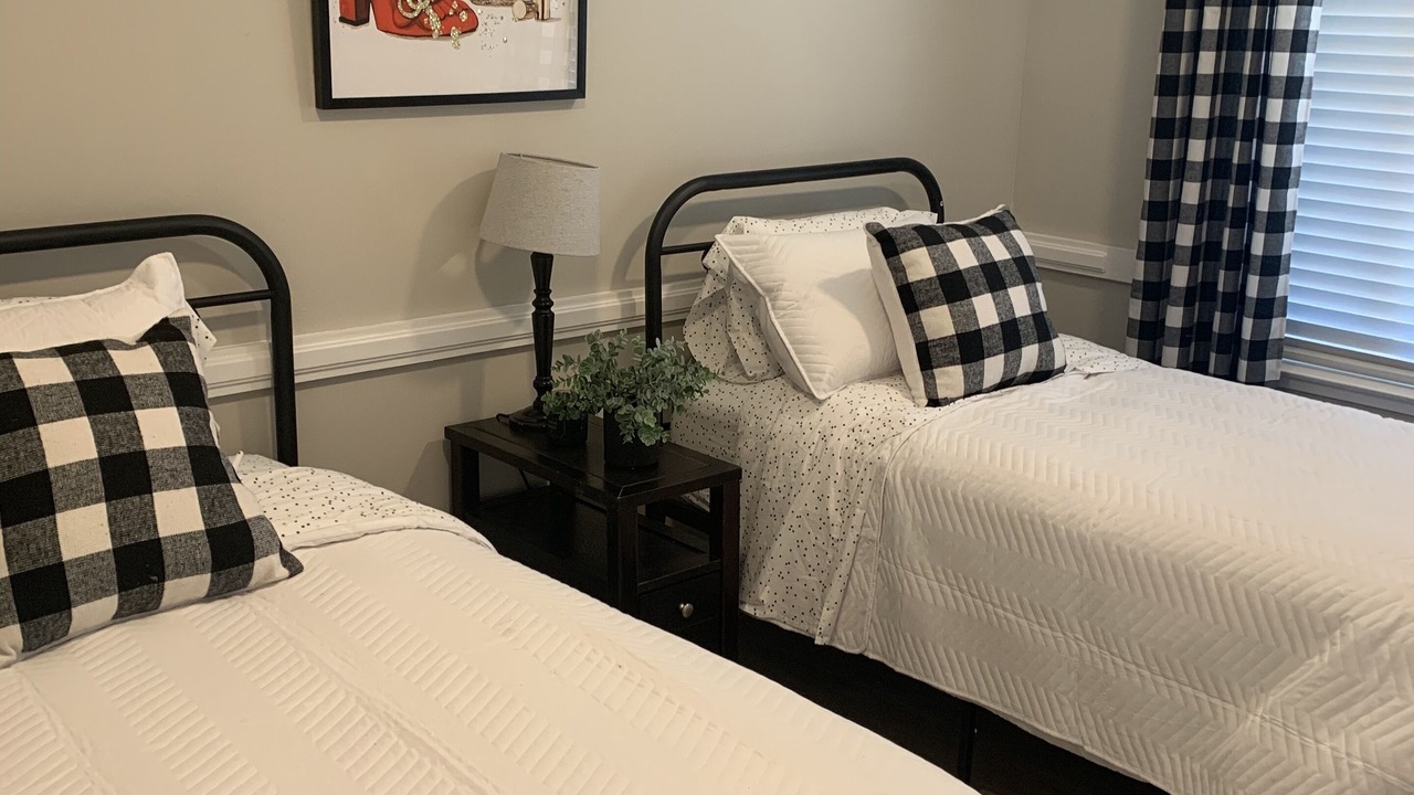 Photo of Bedroom in Oak Park