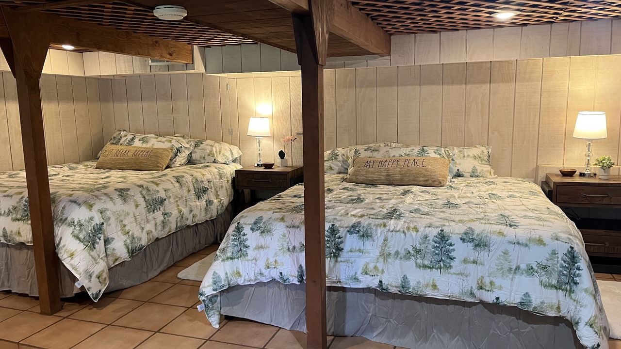 Photo of Bedroom in Lake Almanor West