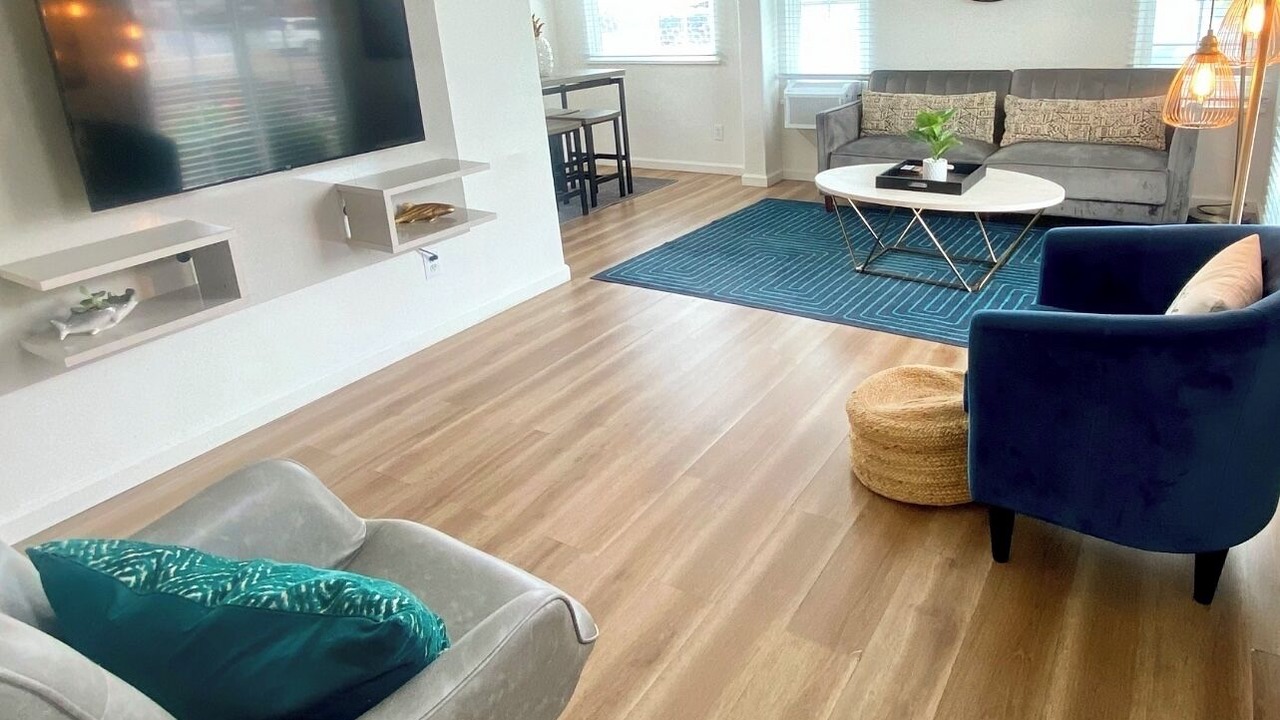 Photo of Livingroom in Crown Point