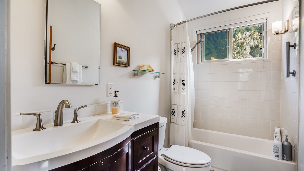 Photo of Bathroom in Lagunitas-Forest Knolls