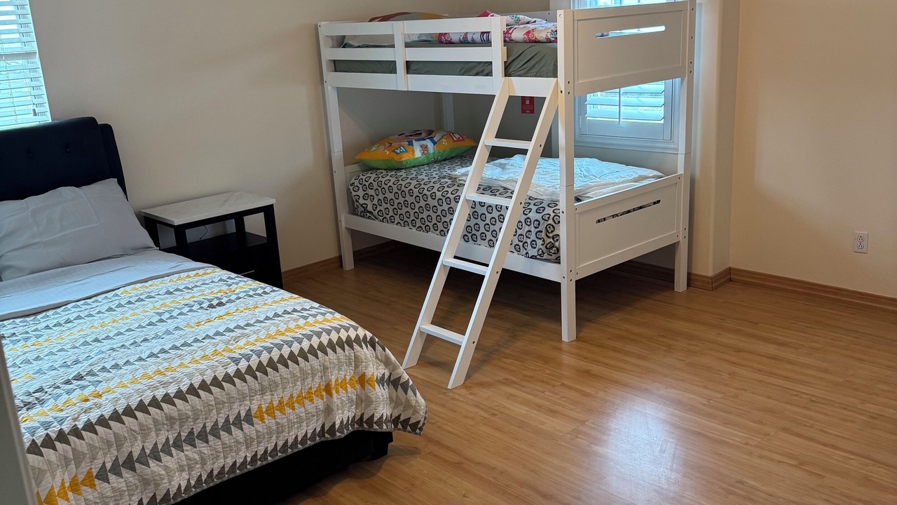Photo of Bedroom in Palmdale
