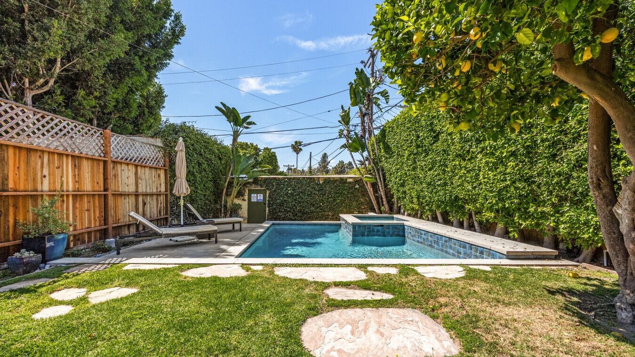 Photo of Outdoor in Atwater Village