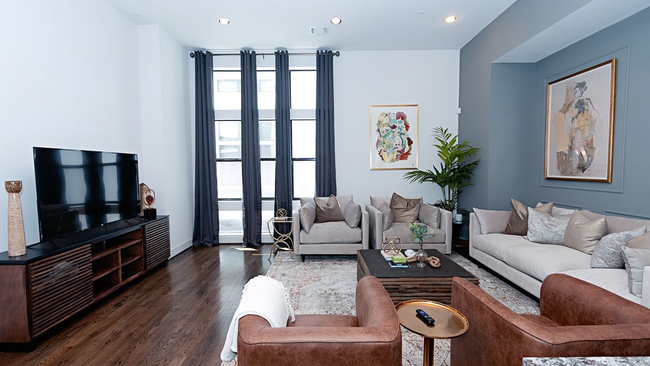 Photo of Livingroom in East Downtown Houston