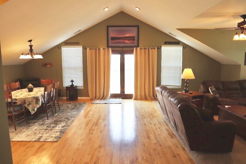 Photo of Livingroom in Leicester